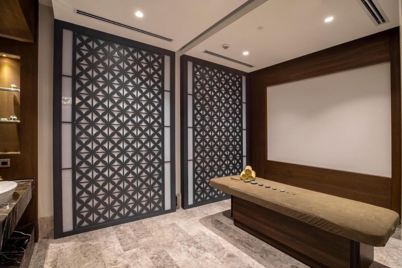 Wish More Hotel Sisli 伊斯坦布尔 外观 照片 A treatment room at the spa