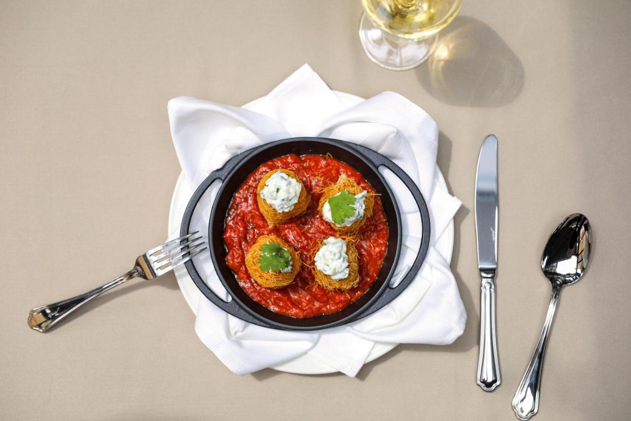 Wish More Hotel Sisli 伊斯坦布尔 外观 照片 A pan of arancini